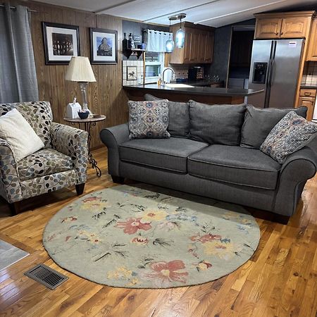 Bourbon Trail Hideaway Villa Франкфорт Екстериор снимка