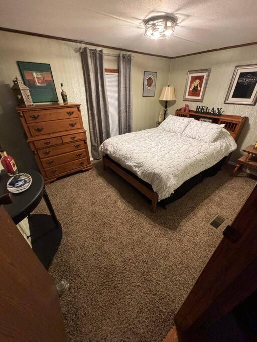Bourbon Trail Hideaway Villa Франкфорт Екстериор снимка