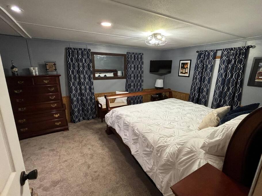 Bourbon Trail Hideaway Villa Франкфорт Екстериор снимка